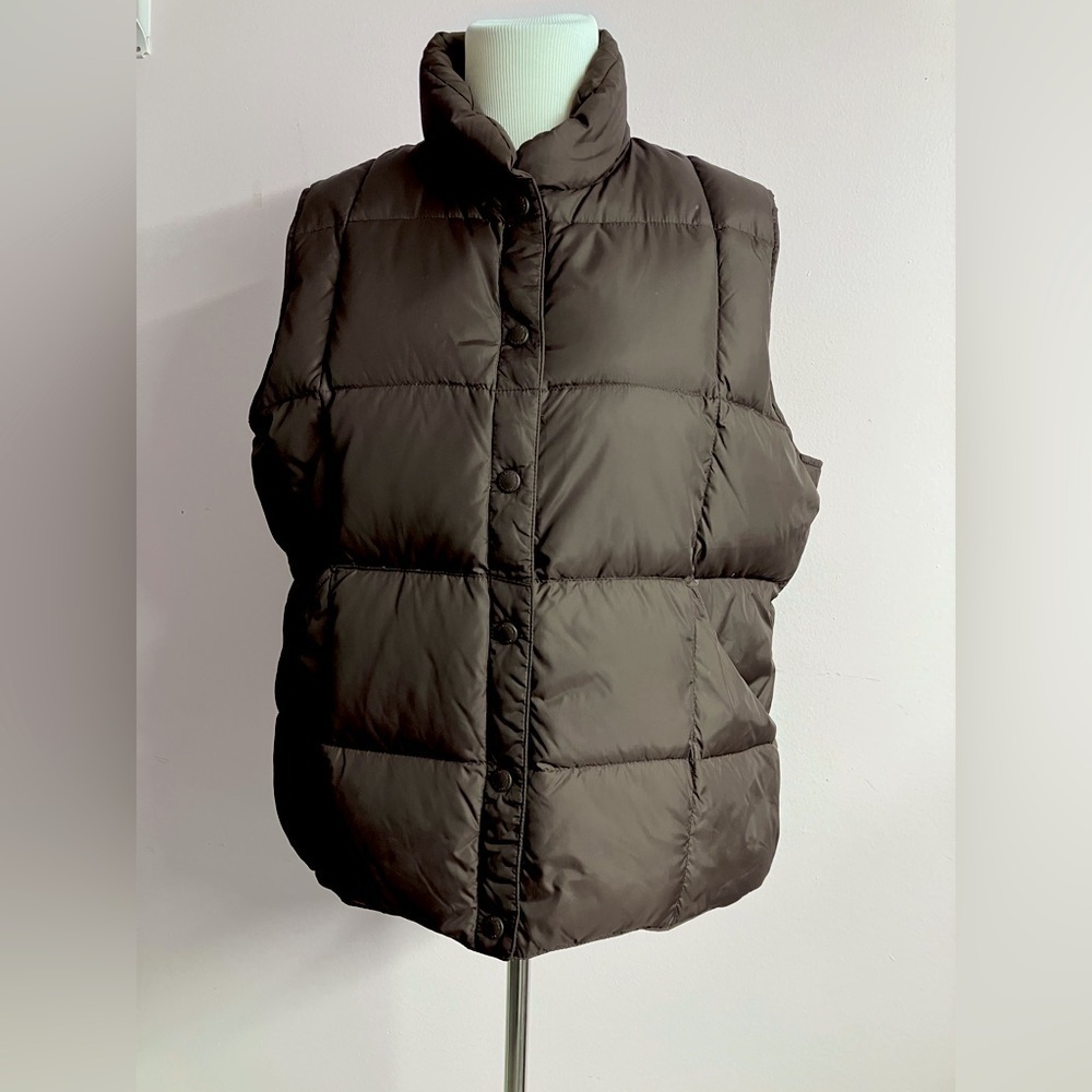 Lands’ End Women’s Puffer Vest, 80% Down Insulation, Large (14-16), Brown
